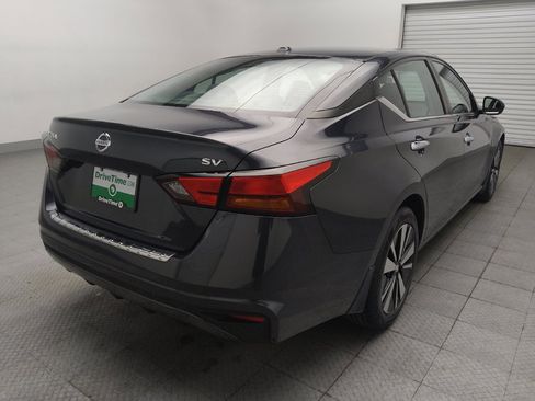 Used 2022 Nissan Altima 2.5 SV FWD image 9