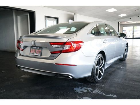Used 2019 Honda Accord Sport image 7