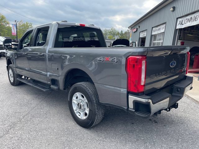 Used 2025 Ford F250 XLT AWD/4WD image 5