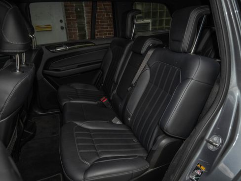 Used 2018 Mercedes-Benz GLS 450 4MATIC image 21