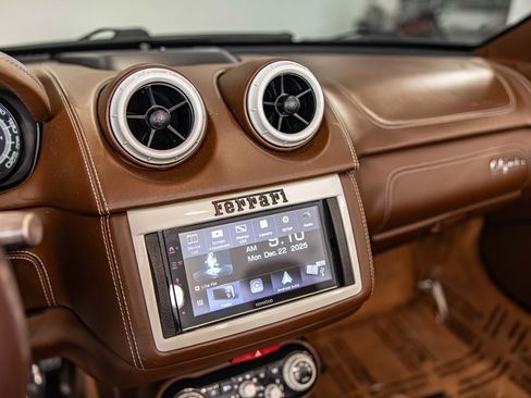 Used 2012 Ferrari California image 26