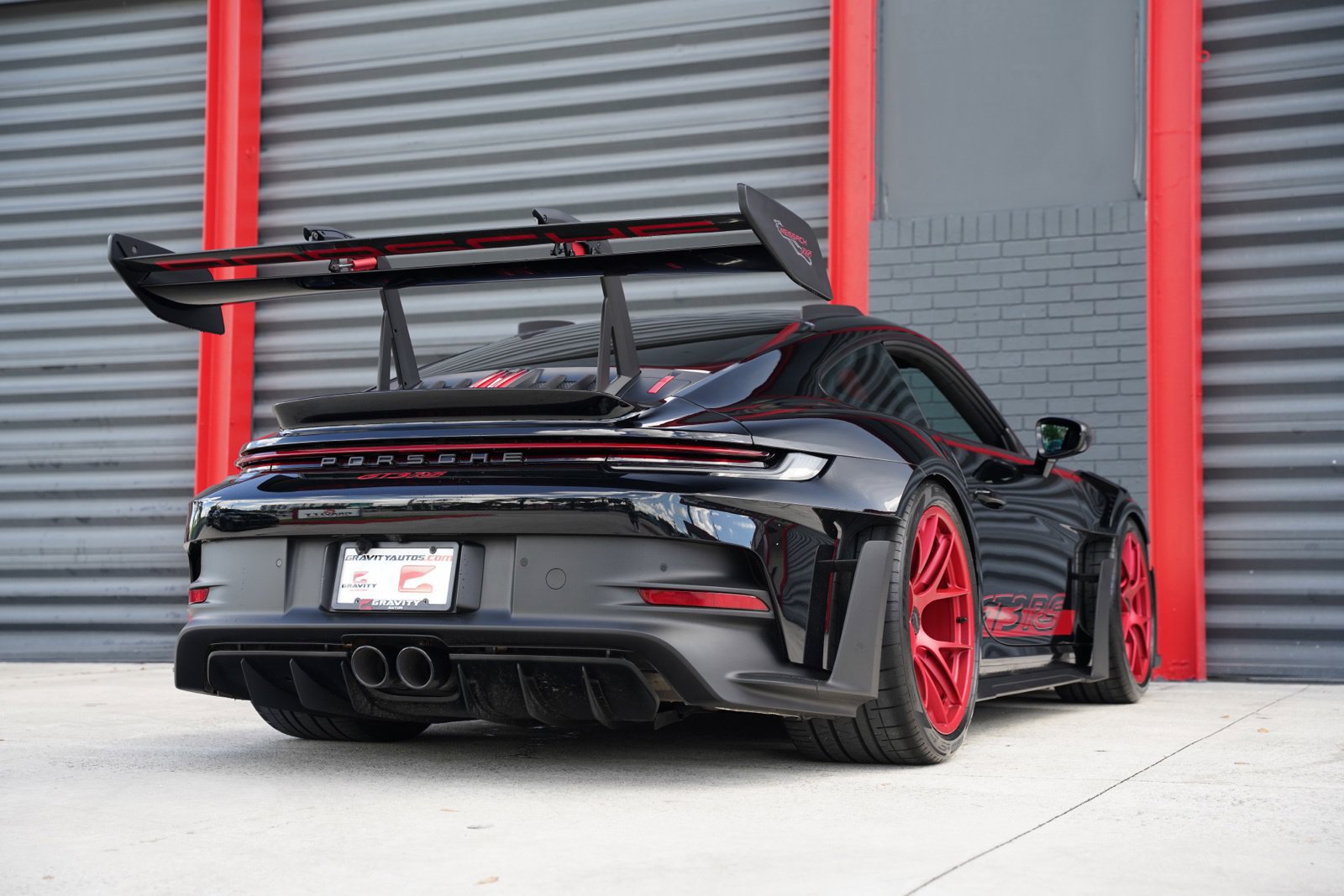 Used 2025 Porsche 911 GT3 RS w/ Weissach Package RWD image 18