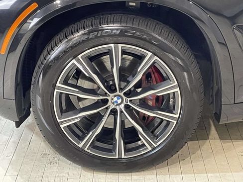 Used 2026 BMW X5 xDrive40i w/ M Sport Package AWD/4WD image 11