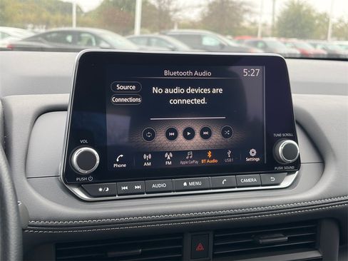 Certified 2025 Nissan Rogue S image 13