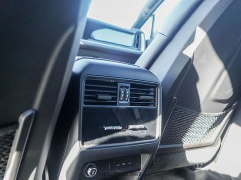 Used 2024 Porsche Cayenne S image 42