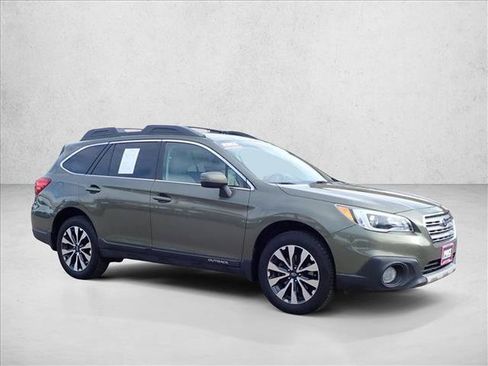 Used 2015 Subaru Outback 2.5i Limited AWD/4WD image 6