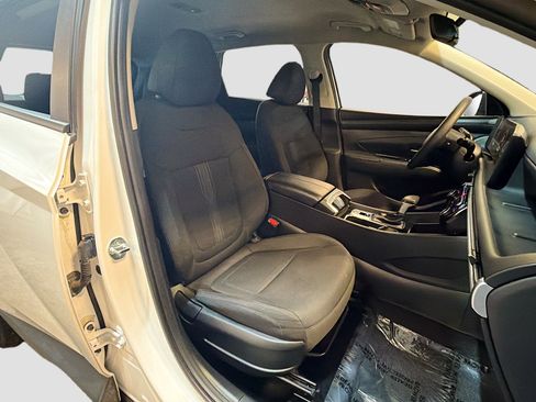 Used 2025 Hyundai Tucson SEL image 32