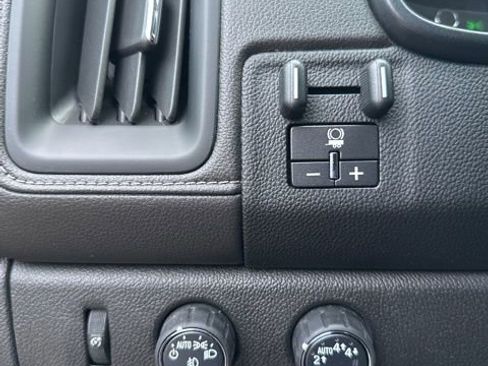 Used 2019 GMC Canyon SLT w/ Trailering Package image 29