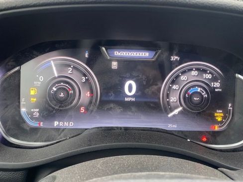 New 2026 RAM 2500 Laramie AWD/4WD image 20