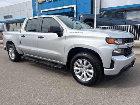 Used 2022 Chevrolet Silverado 1500 Custom w/ Safety Confidence Package image 7