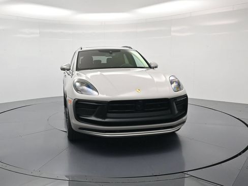 Used 2023 Porsche Macan GTS AWD/4WD image 44