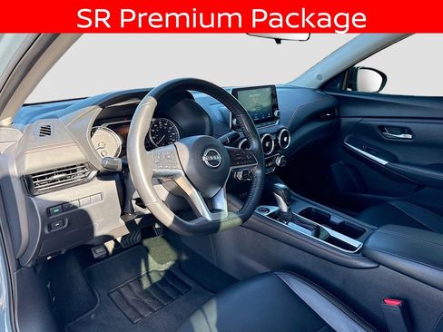 Used 2024 Nissan Sentra SR w/ SR Premium Package image 9