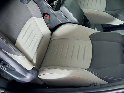 Used 2024 Toyota Tacoma TRD Off-Road image 23