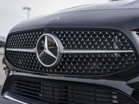 New 2026 Mercedes-Benz CLA 250 4MATIC image 11