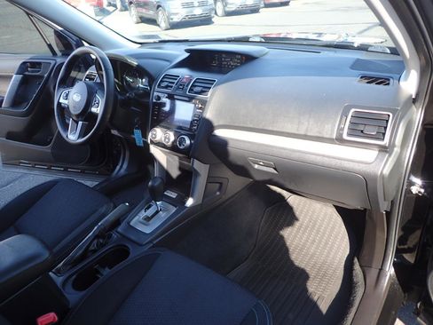 Used 2018 Subaru Forester 2.5i Premium AWD/4WD image 14