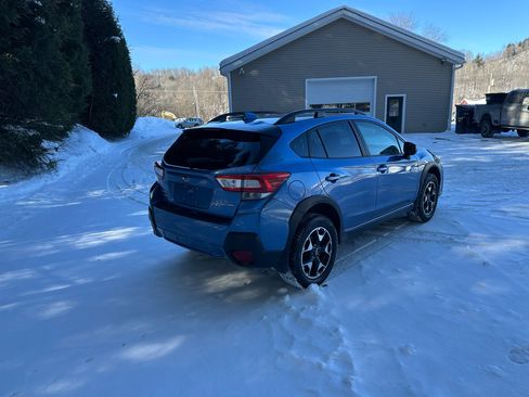 Used 2019 Subaru Crosstrek 2.0i Premium image 4