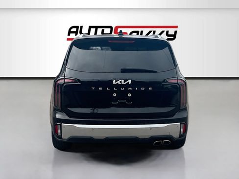 Used 2024 Kia Telluride SX FWD image 6