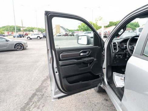 Used 2025 RAM 1500 Big Horn AWD/4WD image 10