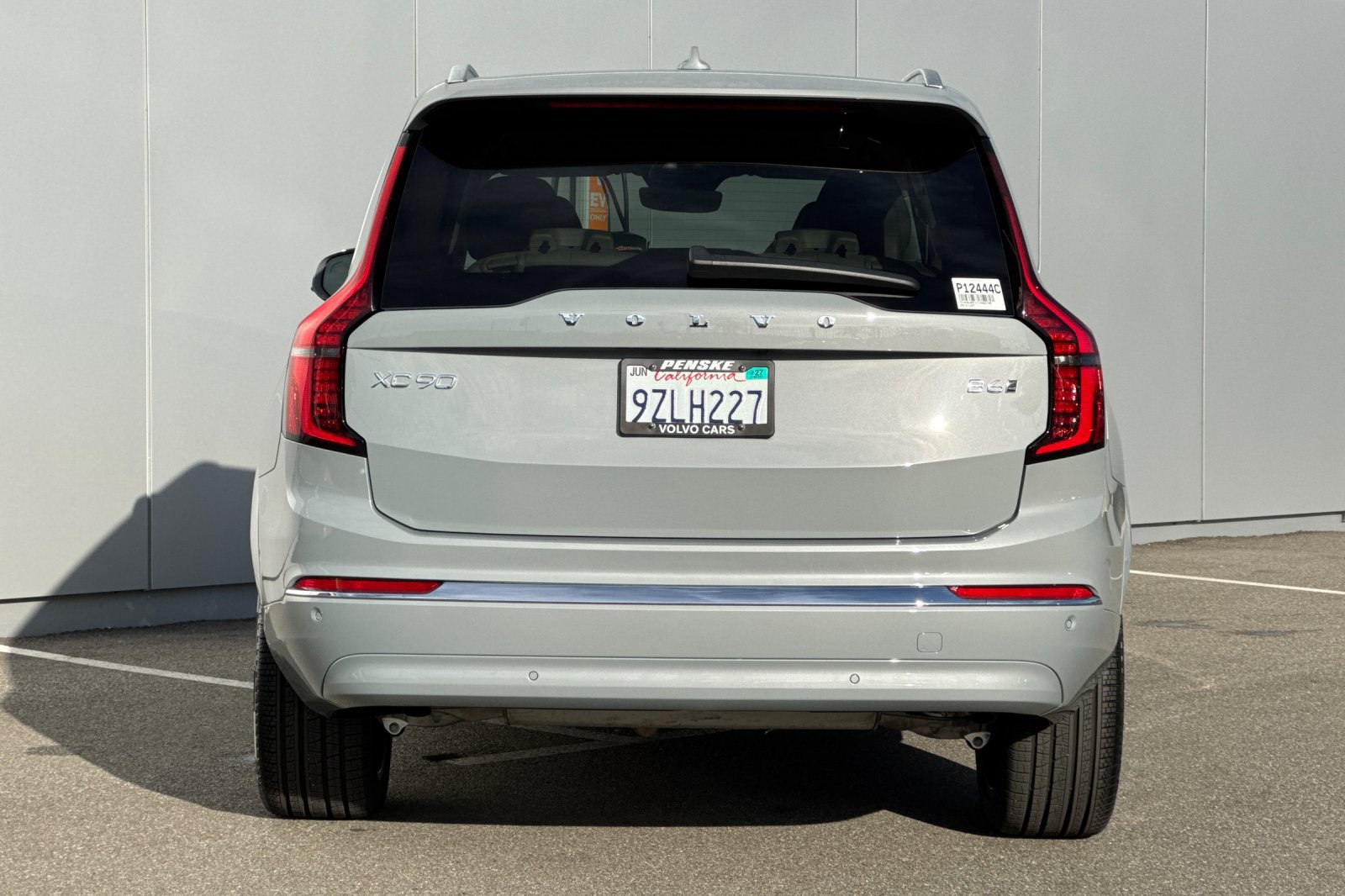 Used 2026 Volvo XC90 B6 Ultra w/ Protection Package AWD/4WD image 4