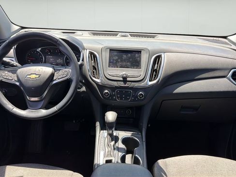 Used 2024 Chevrolet Equinox LT FWD image 13