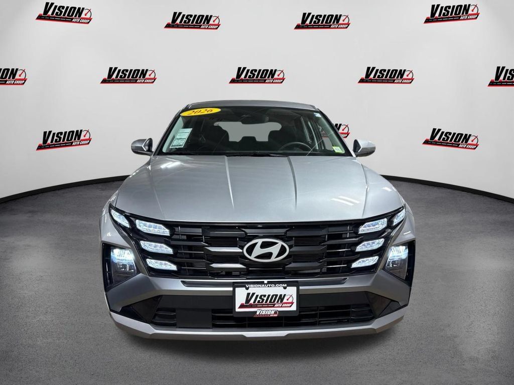Used 2026 Hyundai Tucson SE AWD/4WD image 2