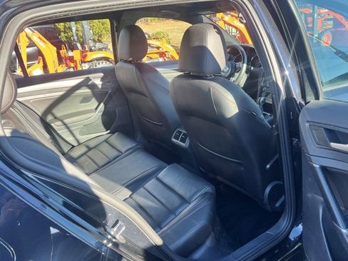 Used 2019 Volkswagen GTI SE image 24