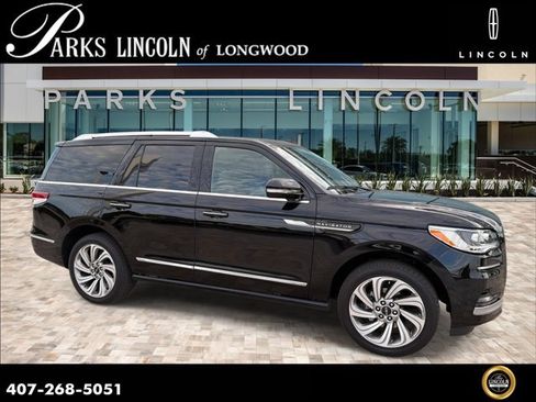 Used 2022 Lincoln Navigator Reserve RWD image 1