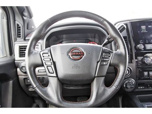 Used 2024 Nissan Titan PRO-4X image 14