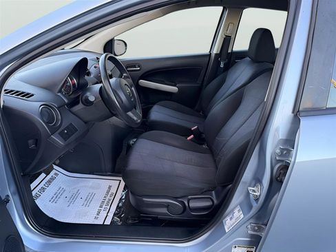Used 2013 MAZDA MAZDA2 Sport image 11