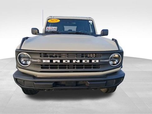 Used 2025 Ford Bronco Big Bend image 13
