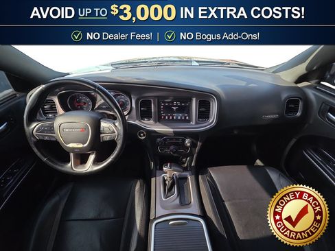 Used 2019 Dodge Charger SXT w/ Leather Interior Group RWD image 17