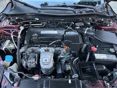 Used 2013 Honda Accord Sport image 21