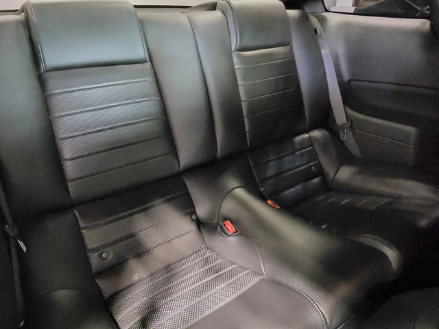 Used 2009 Ford Mustang GT RWD image 14