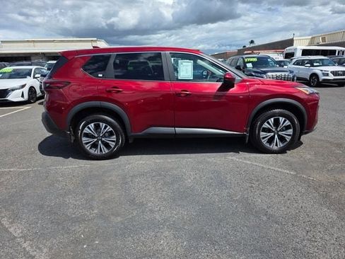 Used 2023 Nissan Rogue SV FWD image 8