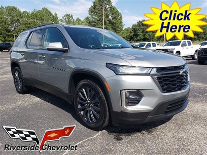 Used 2023 Chevrolet Traverse RS w/ LPO, Floor Liner Package