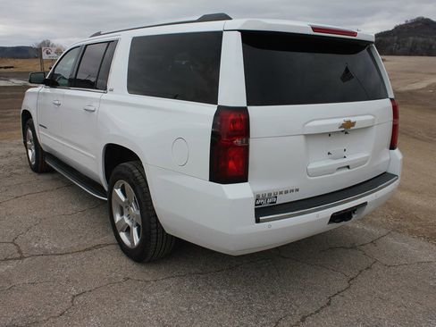 Used 2016 Chevrolet Suburban LTZ image 8