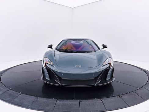 Used 2016 McLaren 675LT Coupe RWD image 26