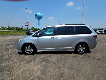 Used 2020 Toyota Sienna XLE