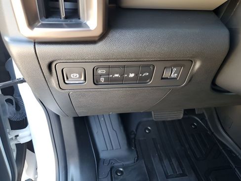 New 2025 GMC Hummer EV 2X image 33