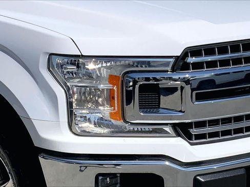 Used 2018 Ford F150 XLT w/ Equipment Group 302A Luxury AWD/4WD image 22
