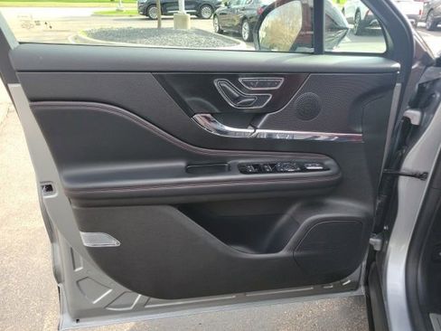 Used 2024 Lincoln Corsair Reserve w/ Equipment Group 201A image 19