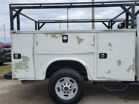 Used 2017 GMC Sierra 2500 Base image 13