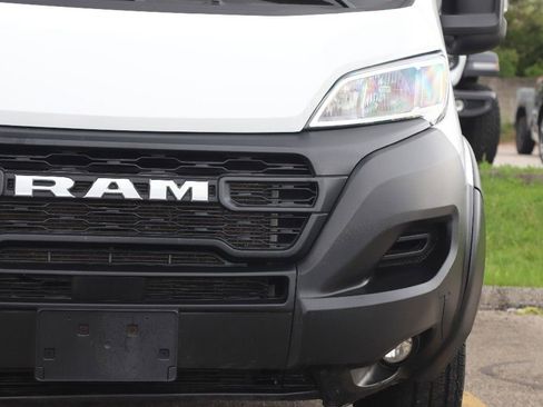 Used 2025 RAM ProMaster 2500 w/ Convenience Group FWD image 20