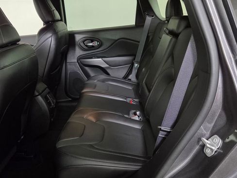 Used 2022 Jeep Cherokee Latitude Lux image 30