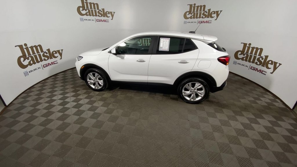 Certified 2024 Buick Encore GX Preferred w/ Comfort Package FWD image 5