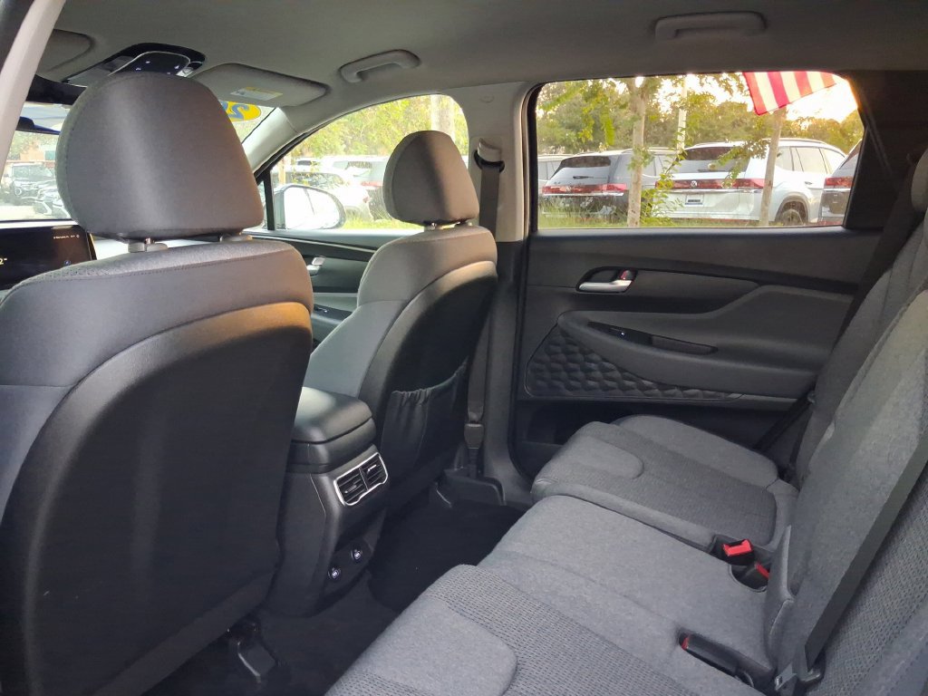 Used 2023 Hyundai Santa Fe SEL FWD image 10