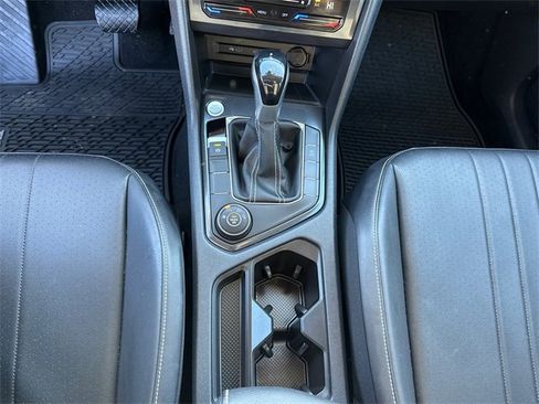 Certified 2023 Volkswagen Tiguan SE image 19