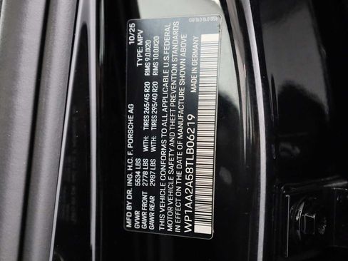 Used 2026 Porsche Macan AWD/4WD image 44