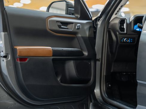 Certified 2025 Ford Bronco Sport Outer Banks w/ Outer Banks Tech Package+ image 39