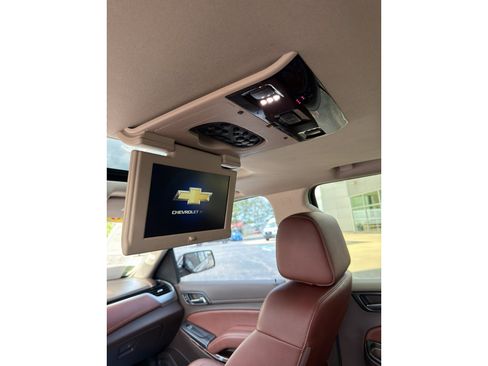 Used 2020 Chevrolet Tahoe Premier AWD/4WD image 14